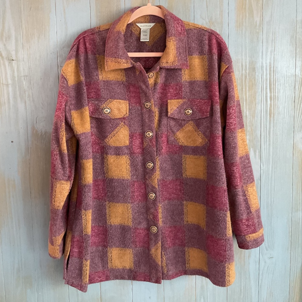 MULTIPLES BRAND PURPLES AND TAN SHACKET SHIRT SZ XL LIKE NEW VERY SOFT AND WARM